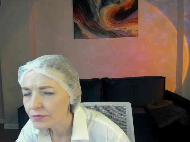 Angelina-Relax webcam