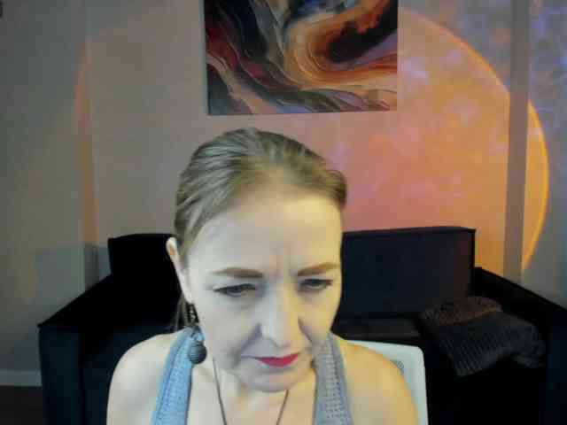 Angelina-Relax webcam