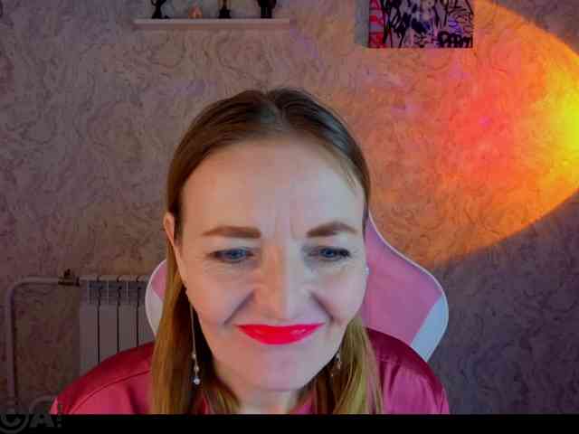 Angelina-Relax webcam