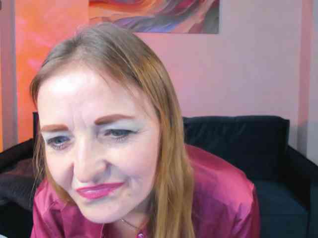 Angelina-Relax webcam