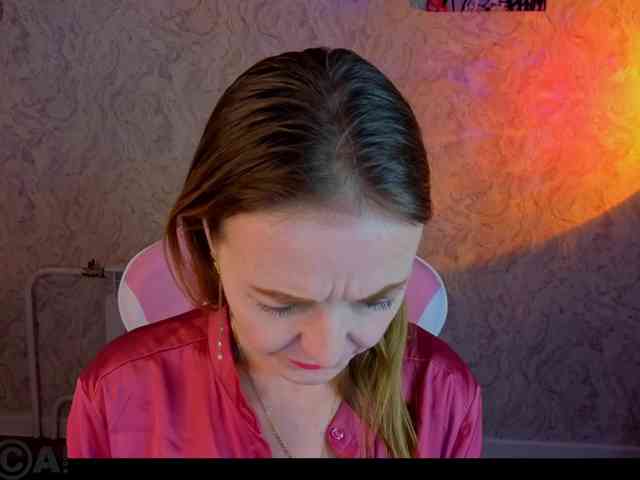 Angelina-Relax webcam