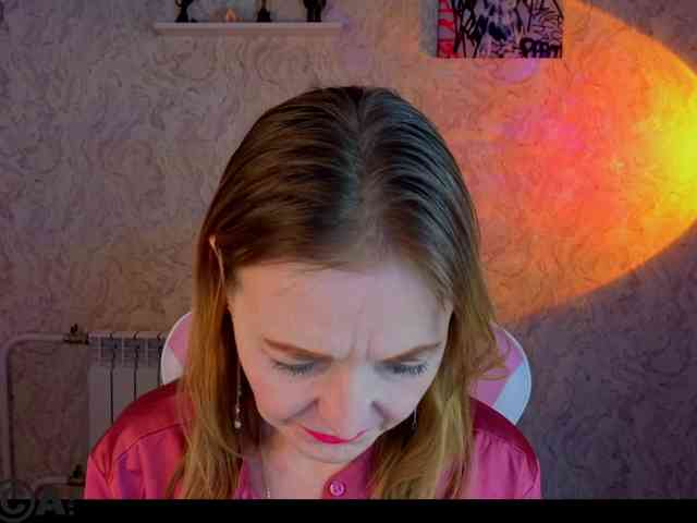 Angelina-Relax webcam