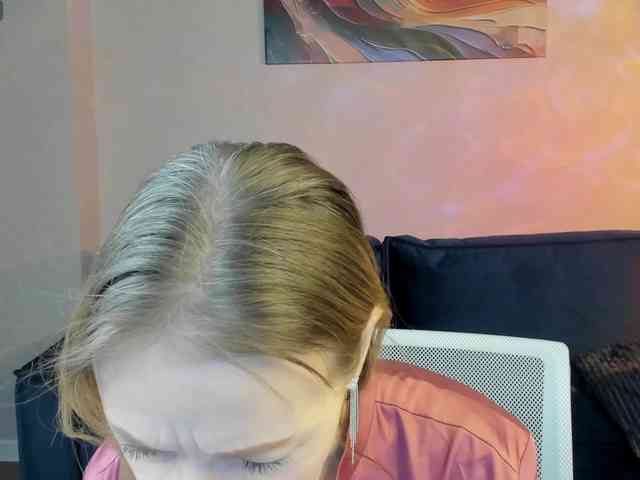 Angelina-Relax webcam