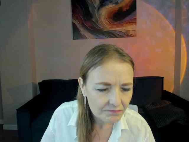 Angelina-Relax webcam