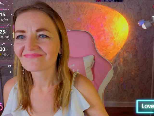 Angelina-Relax webcam