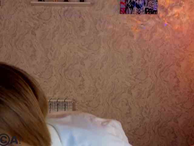 Angelina-Relax webcam