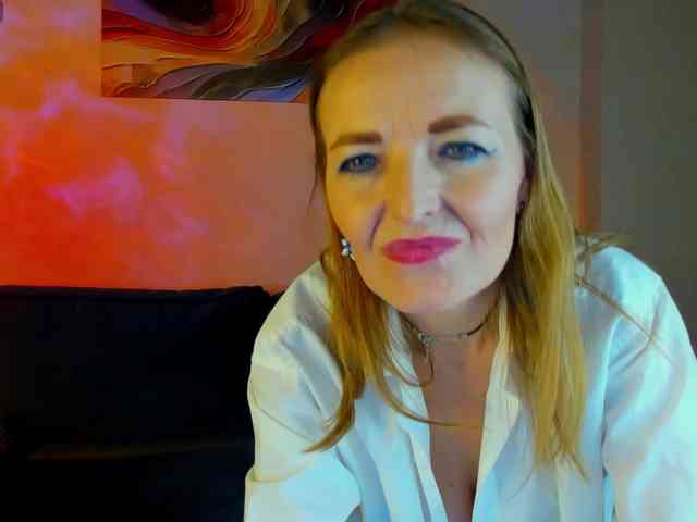 Angelina-Relax webcam