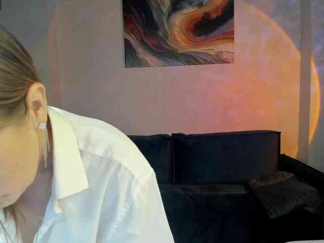 Angelina-Relax webcam