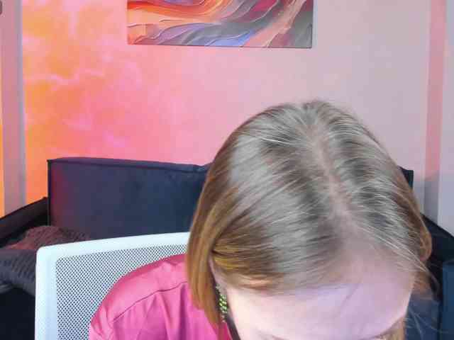 Angelina-Relax webcam