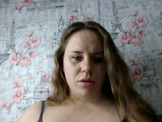Ariya888's BongaCams show and profile