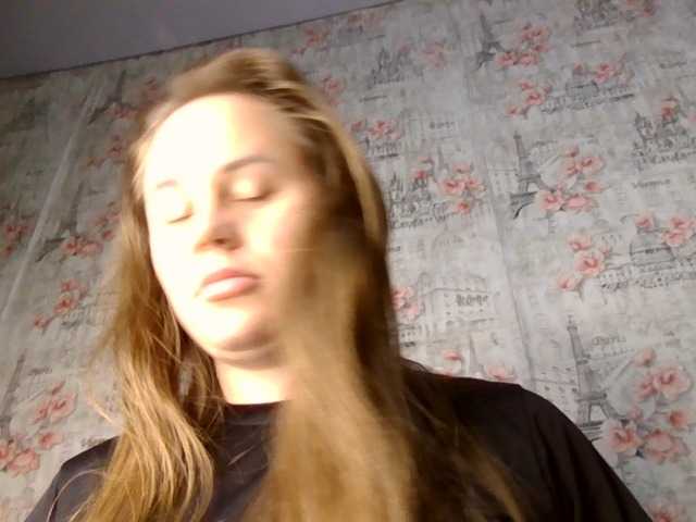 Ariya888's BongaCams show and profile