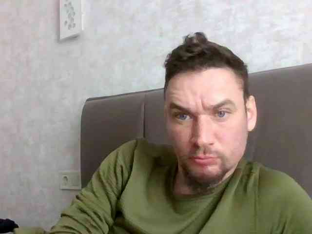 Nikolaevich1700 Live Webcam on BongaCams