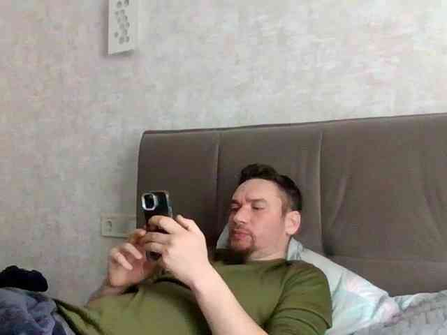 Nikolaevich1700 Live Webcam on BongaCams