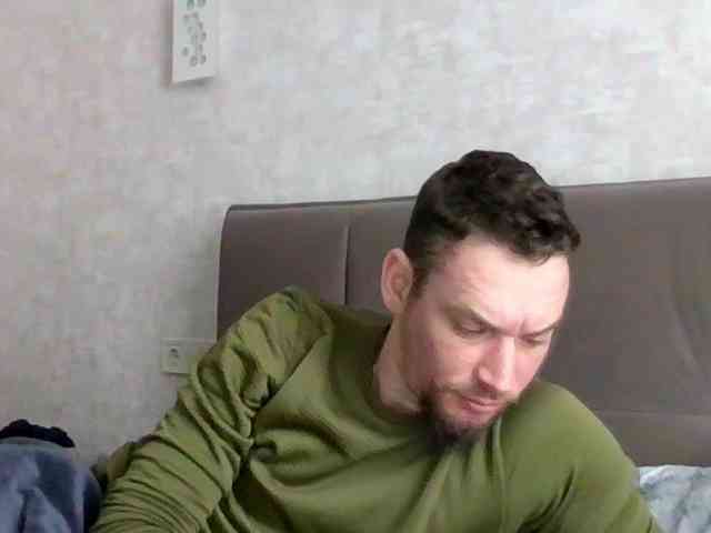 Nikolaevich1700 Live Webcam on BongaCams