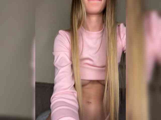 skinny-little-bitch webcam