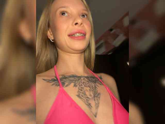 skinny-little-bitch webcam