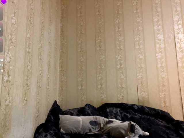 AdellaDalponte's BongaCams show and profile