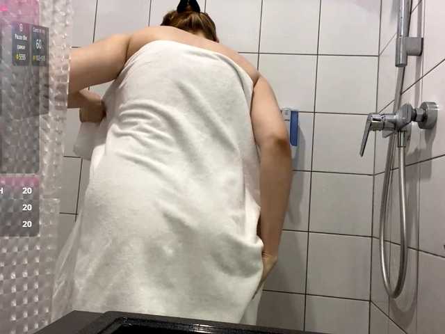 видео AdellaDalponte