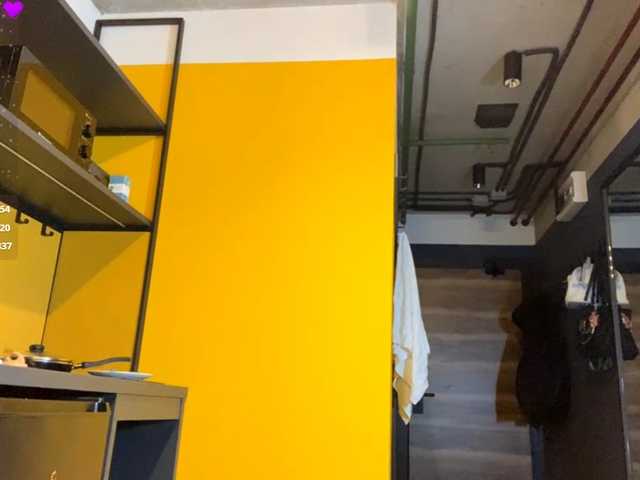 AdellaDalponte's BongaCams show and profile