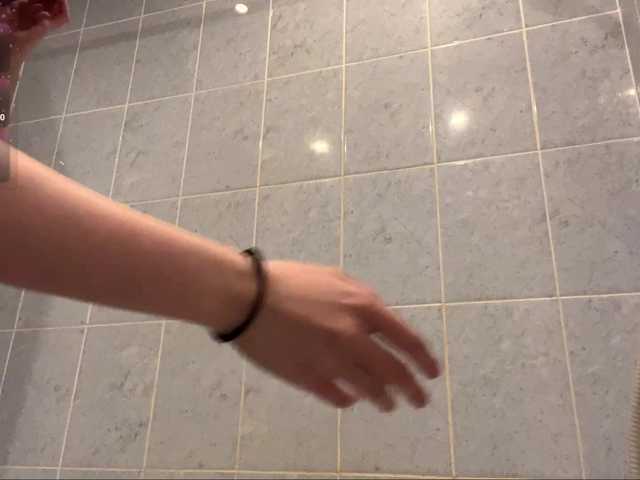 AdellaDalponte's BongaCams show and profile