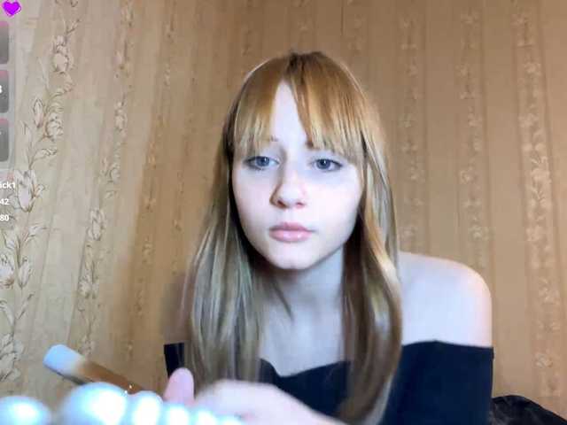 AdellaDalponte's BongaCams show and profile