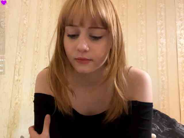 AdellaDalponte webcam