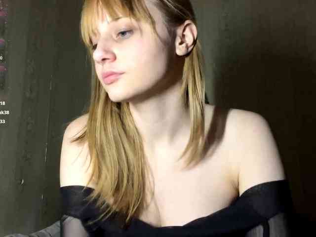 AdellaDalponte webcam