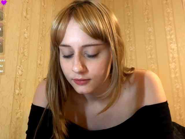 AdellaDalponte webcam