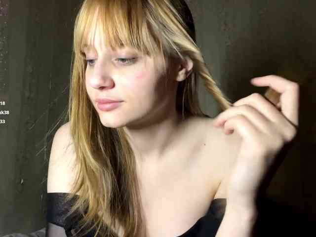 AdellaDalponte webcam