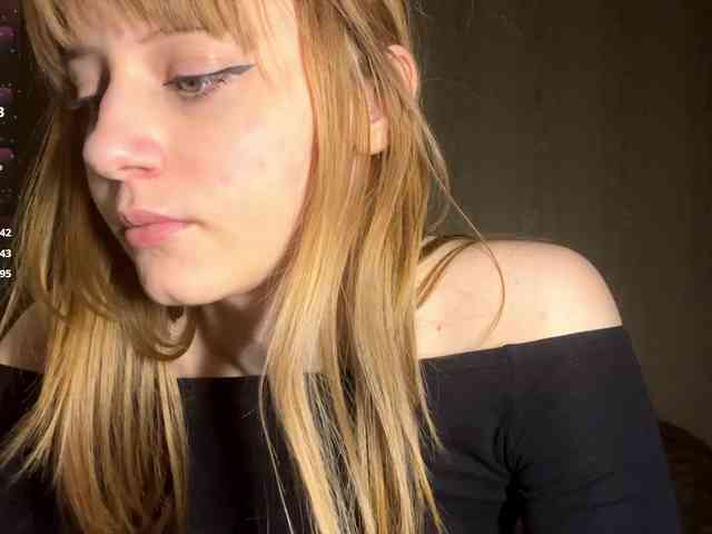 AdellaDalponte webcam