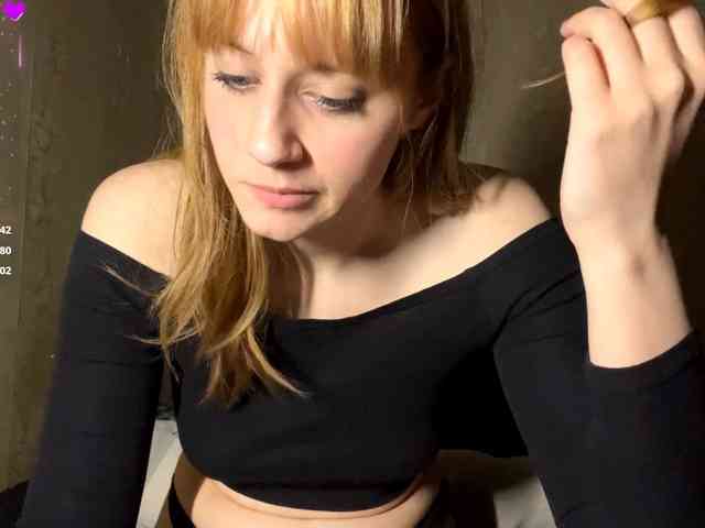 AdellaDalponte webcam