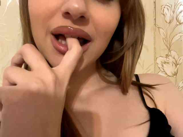 AdellaDalponte webcam