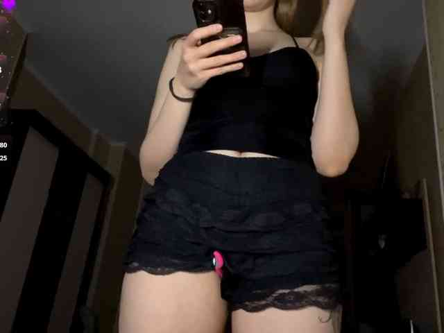 AdellaDalponte webcam