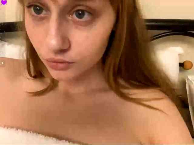 AdellaDalponte webcam