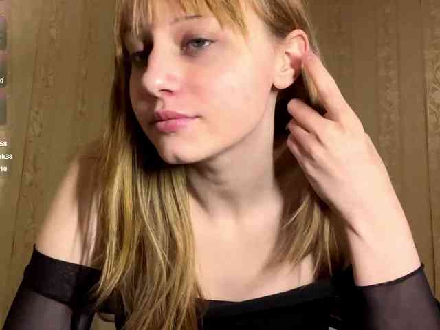 AdellaDalponte webcam