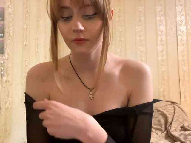 AdellaDalponte webcam