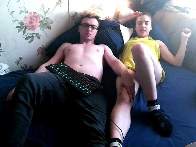 gray-couple's BongaCams show and profile