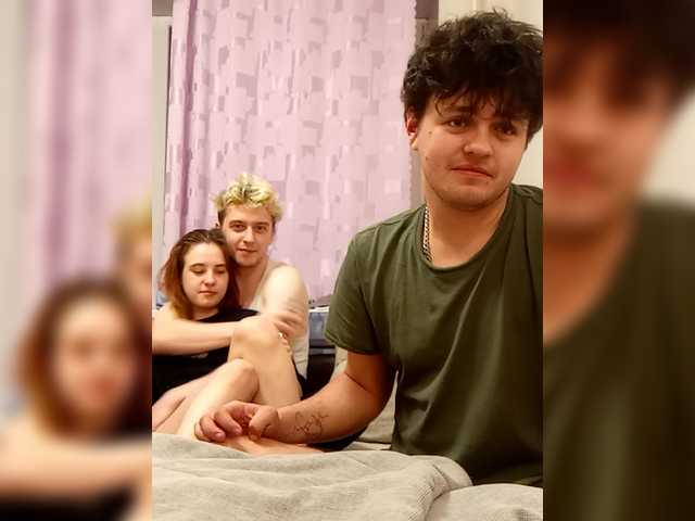 gray-couple's BongaCams show and profile