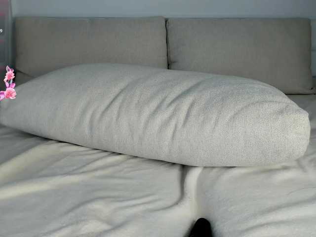 JeniKim's BongaCams show and profile