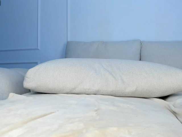 JeniKim's BongaCams show and profile