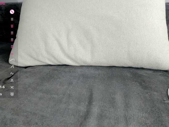 JeniKim's BongaCams show and profile