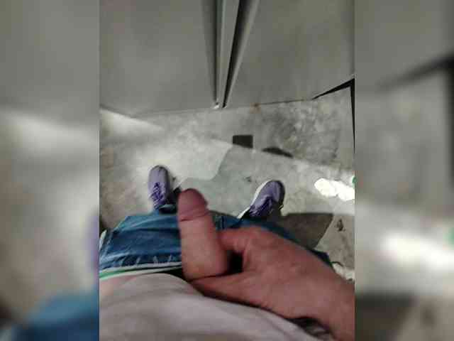 Toni090882 Toni090882