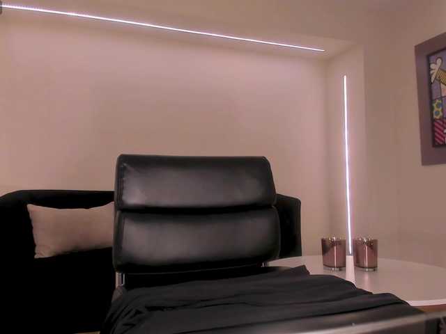 AmyRosse1's BongaCams show and profile