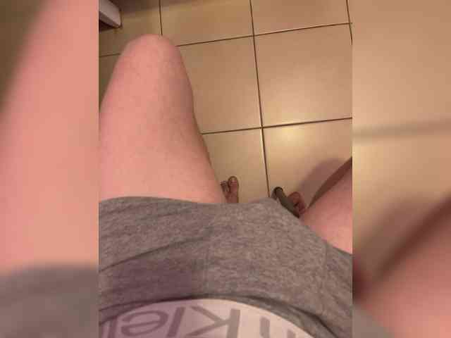 SoftSin12 Live Webcam on BongaCams