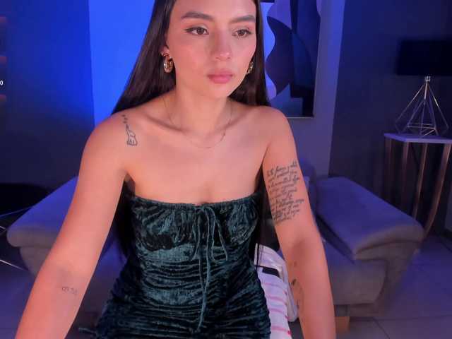 JulietteMoreau's BongaCams show and profile