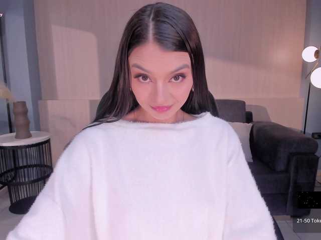 JulietteMoreau's BongaCams show and profile