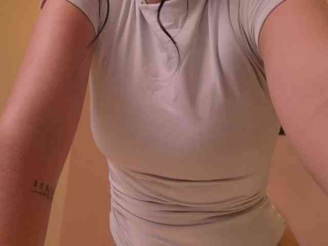 AmaraDivine Live Webcam on BongaCams