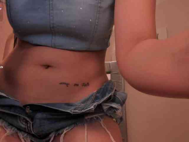 AmaraDivine Live Webcam on BongaCams