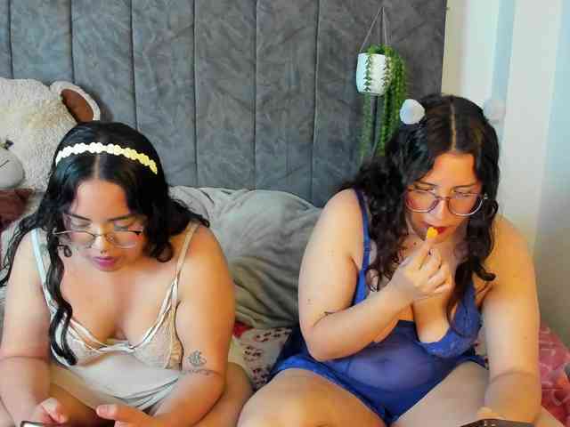 maddie-and-chelsea webcam