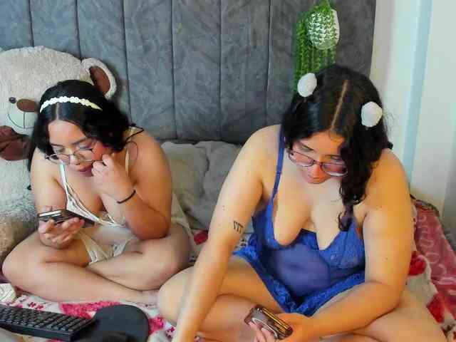 maddie-and-chelsea webcam